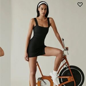 NWOT reformation daria ecomove active dress in black